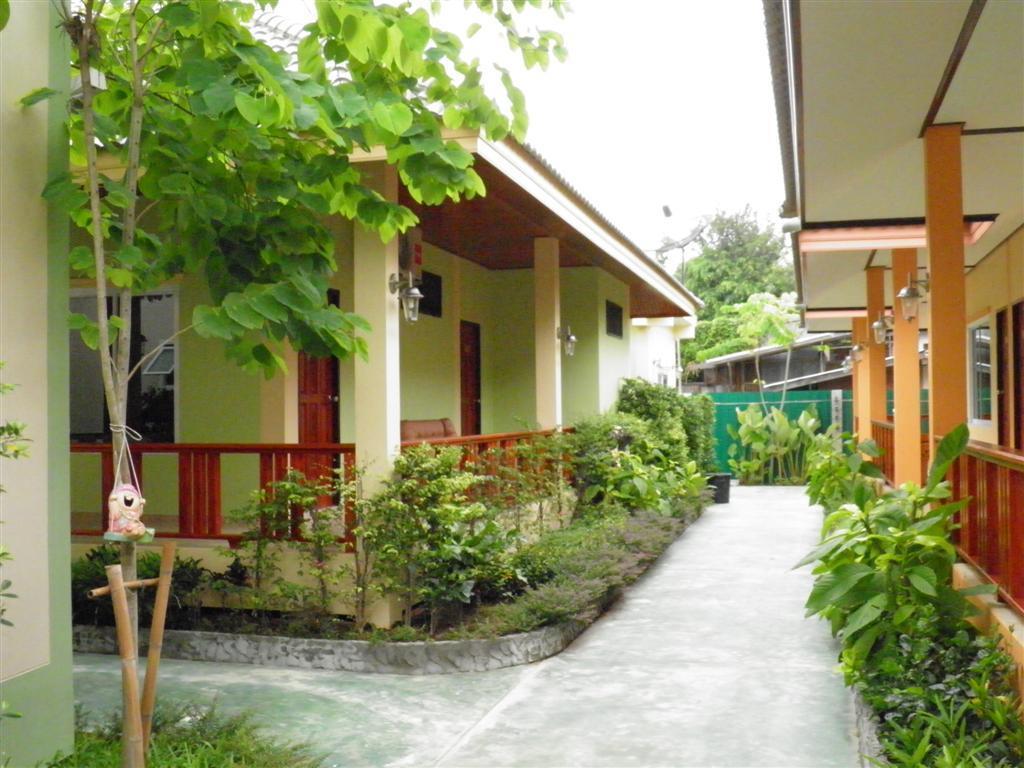 Ruen Narisra Resort Sukhothai Buitenkant foto