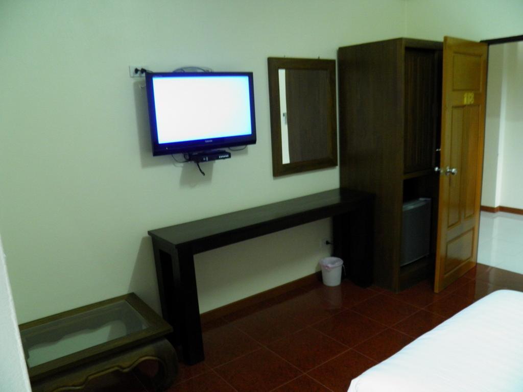 Ruen Narisra Resort Sukhothai Kamer foto